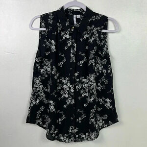 Elle Women’s Small Sleeveless Floral Print Hidden Button Up Closure Blouse